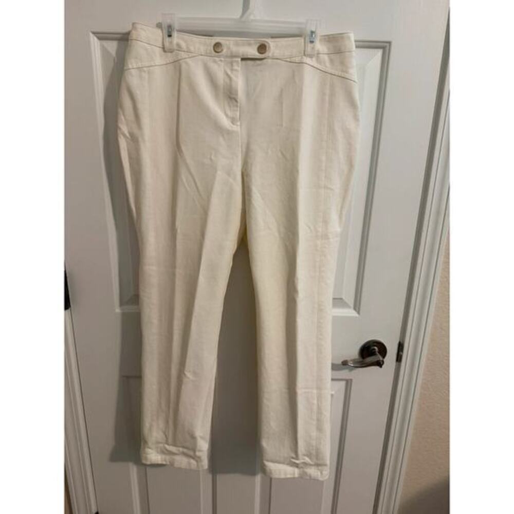 Chico's Black Label Front Snap Stretch Ankle Pants White Size L 12